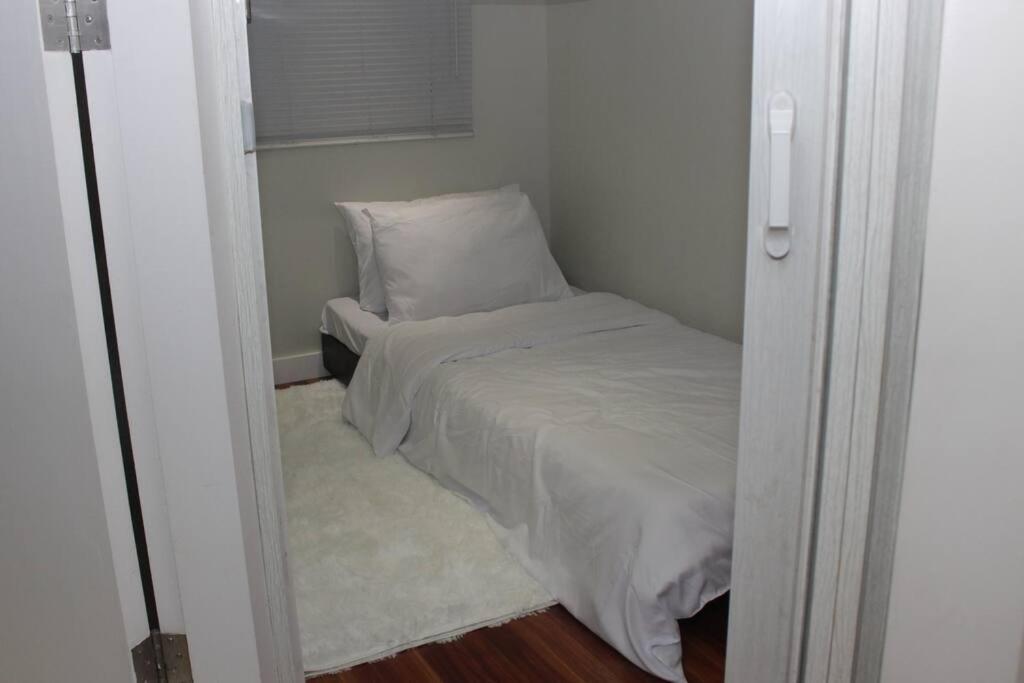 A2J Bgc Luxury 2Br Loft Near Burgos Circle & Malls Маніла Екстер'єр фото